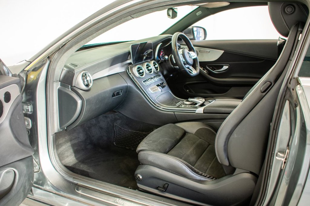 Used Mercedes-Benz C Class 2019 for sale - 76923114: Photo 9