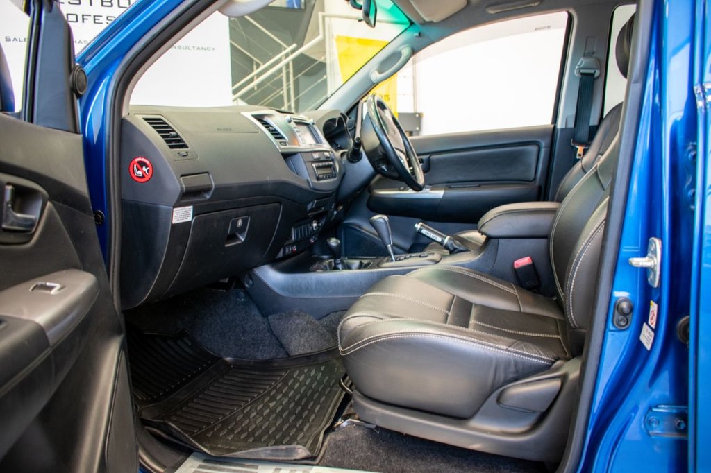 Used Toyota Hilux 2015 for sale - 77212056: Photo 11