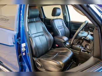 Used Toyota Hilux 2015 for sale - 77212056: Photo