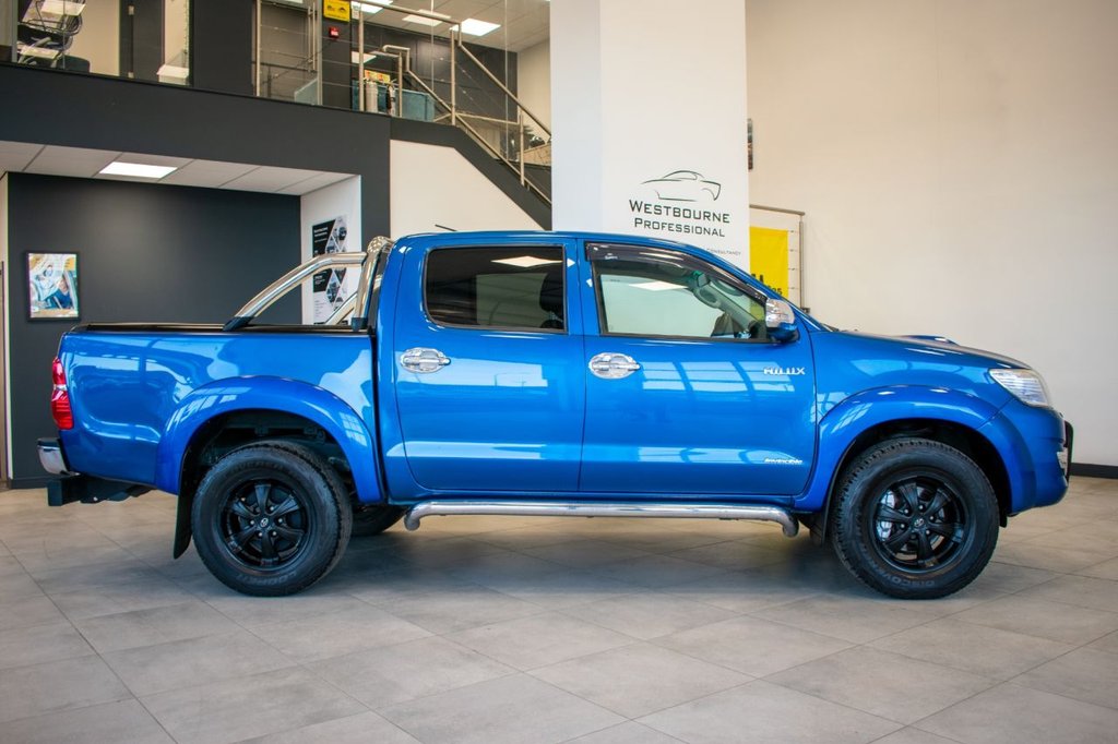 Used Toyota Hilux 2015 for sale - 77212056: Photo 3