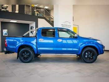 Used Toyota Hilux 2015 for sale - 77212056: Photo