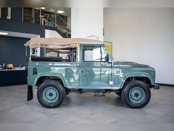 Used Land Rover Defender 90 2007 for sale - 79587379: Photo