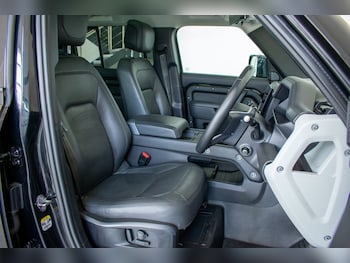 Used Land Rover Defender 2023 for sale - 79608250: Photo