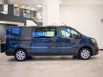 Used Renault Trafic 2023 for sale - 76582120: Photo