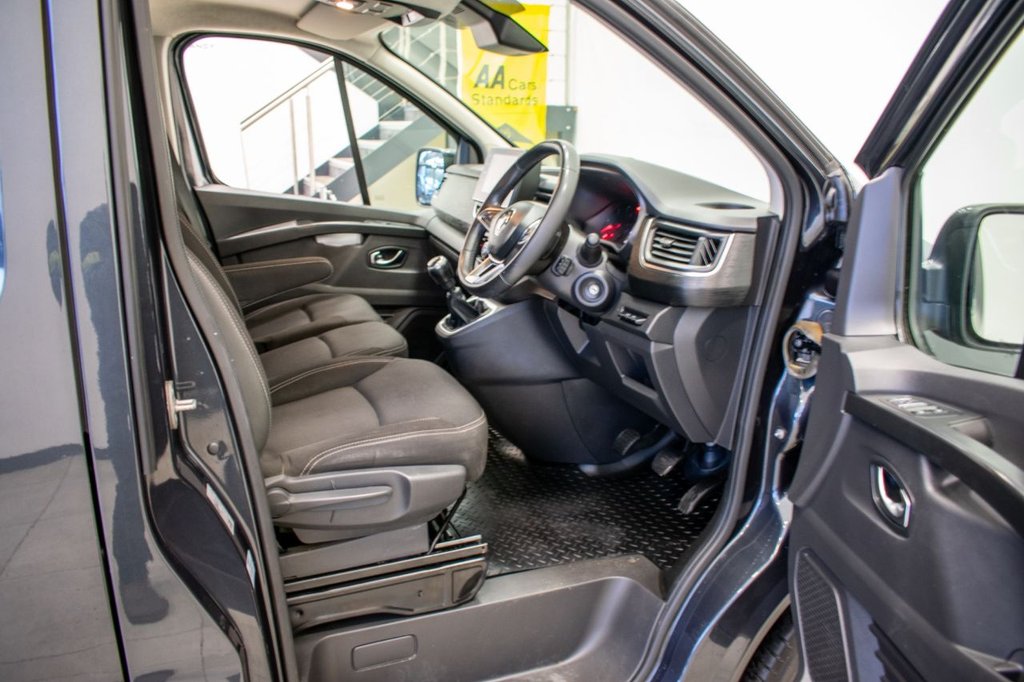 Used Renault Trafic 2023 for sale - 76582120: Photo 6