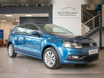 Used Volkswagen Polo 2015 for sale - 78839656: Photo