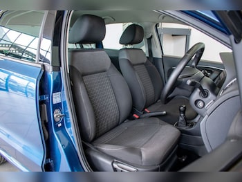 Used Volkswagen Polo 2015 for sale - 78839656: Photo