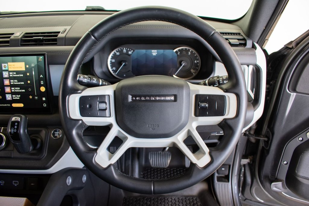 Used Land Rover Defender 2023 for sale - 76950134: Photo 14