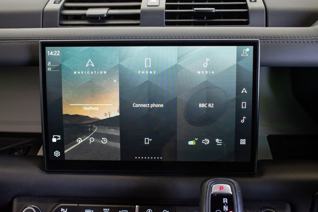 Used Land Rover Defender 2023 for sale - 76950134: Photo 19