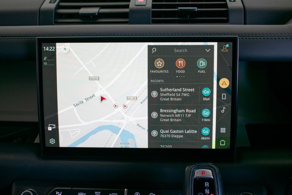 Used Land Rover Defender 2023 for sale - 76950134: Photo 21