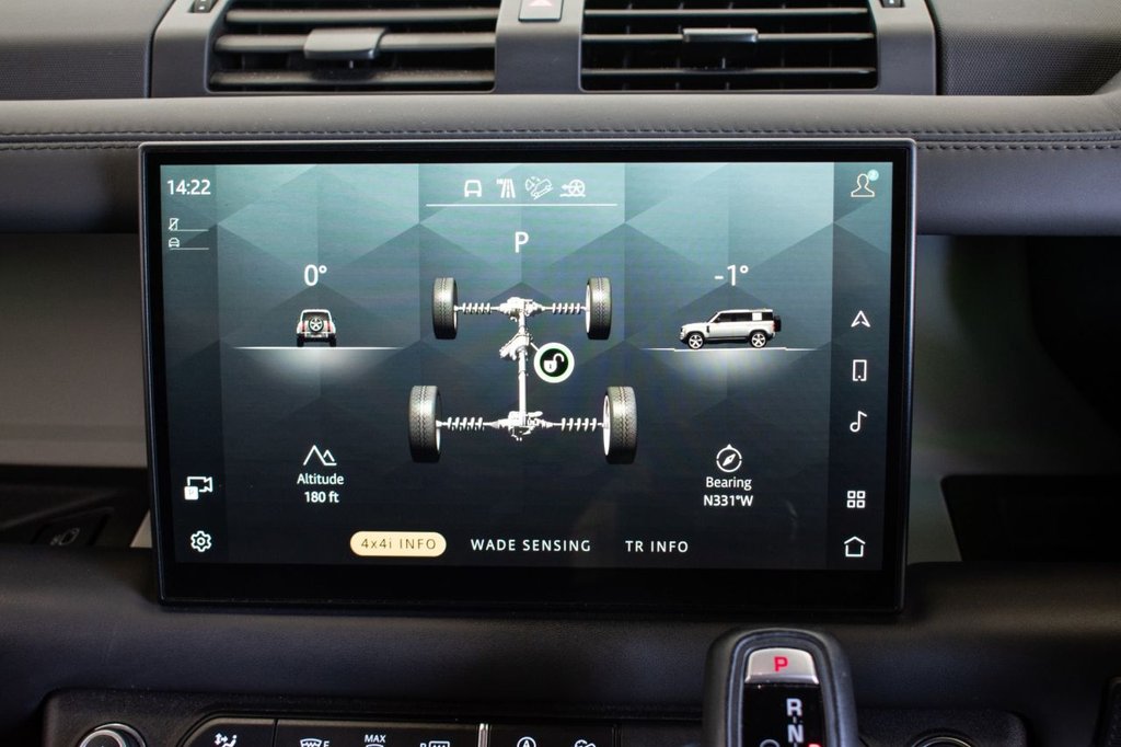 Used Land Rover Defender 2023 for sale - 76950134: Photo 26