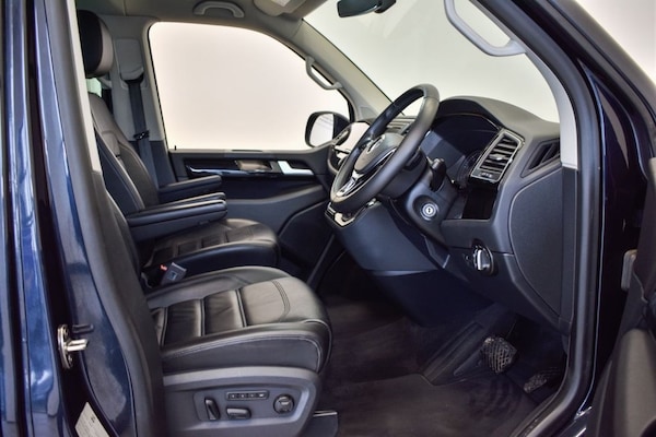 Used Volkswagen Caravelle 2018 for sale - 76303660: Photo 6