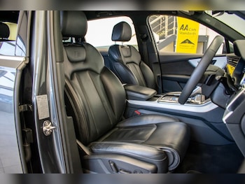Used Audi Q7 2020 for sale - 76820644: Photo