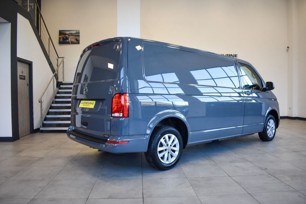 Used Volkswagen Transporter 2023 for sale - 77990536: Photo 5