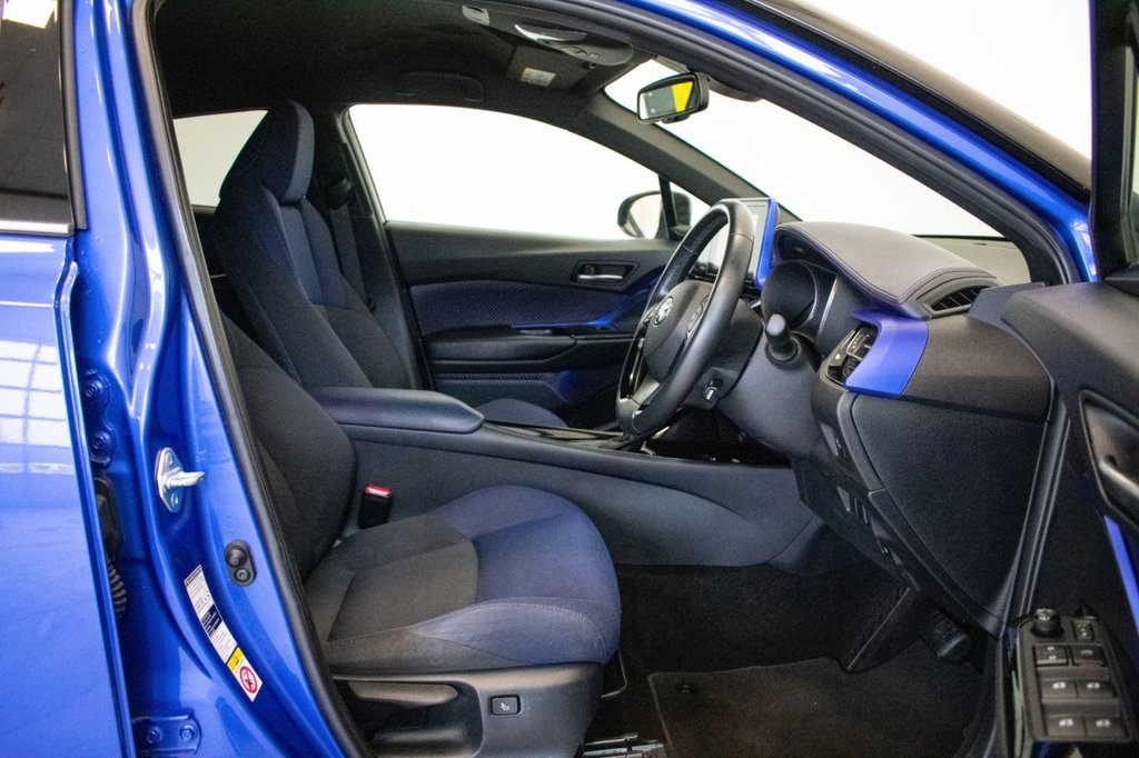 Used Toyota C-HR 2018 for sale - 77477323: Photo 6