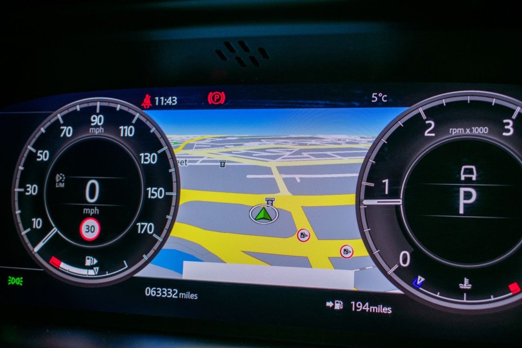 Used Land Rover Discovery Sport 2020 for sale - 77049061: Photo 27