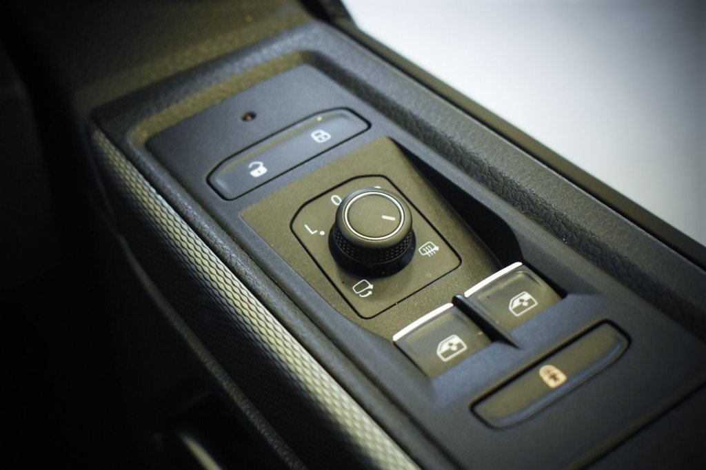 Used Volkswagen Caravelle 2020 for sale - 77383866: Photo 39