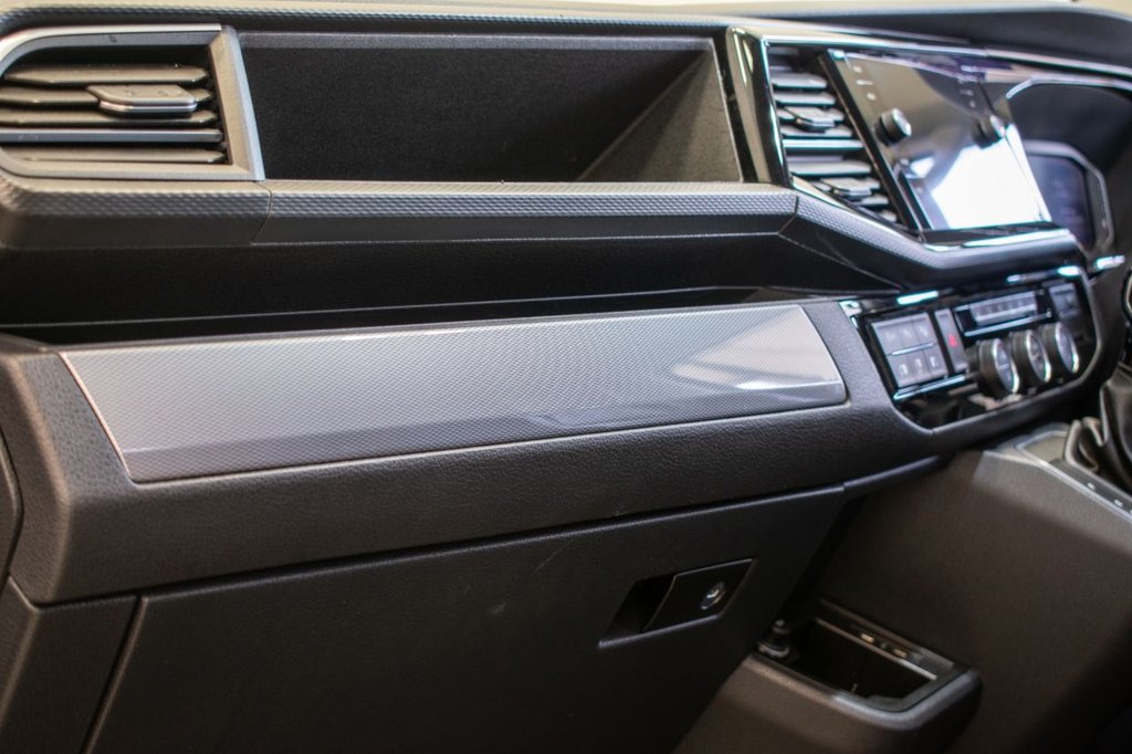 Used Volkswagen Caravelle 2020 for sale - 77383866: Photo 45