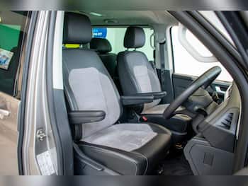 Used Volkswagen Caravelle 2020 for sale - 79763800: Photo
