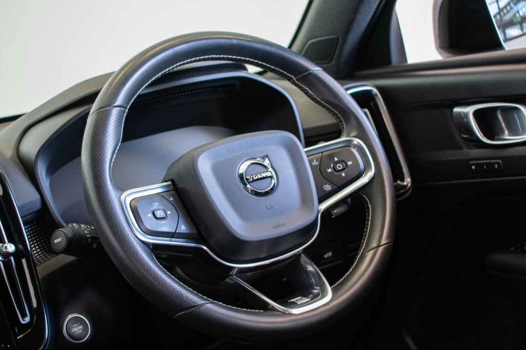 Used Volvo XC40 2019 for sale - 76105439: Photo 34