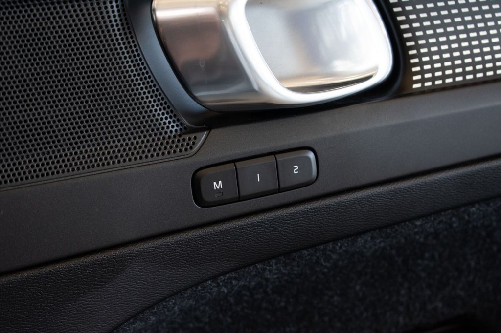 Used Volvo XC40 2019 for sale - 76105439: Photo 35