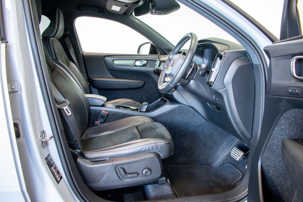 Used Volvo XC40 2019 for sale - 76105439: Photo 6