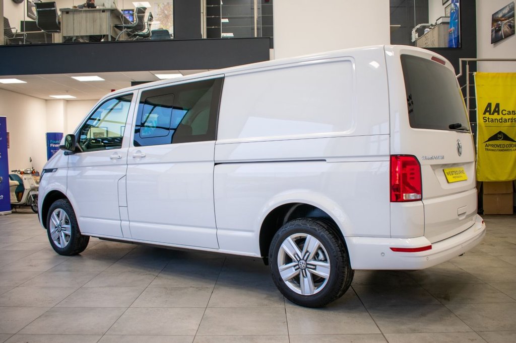 Used Volkswagen Transporter 2025 for sale - 76303507: Photo 11