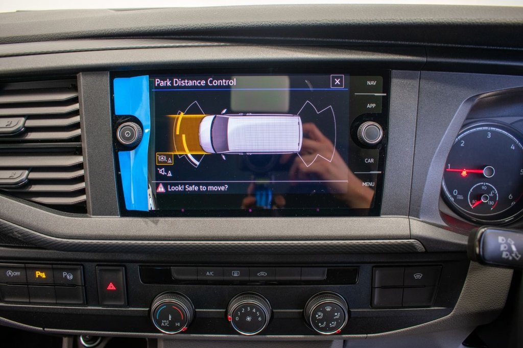 Used Volkswagen Transporter 2025 for sale - 76303507: Photo 25