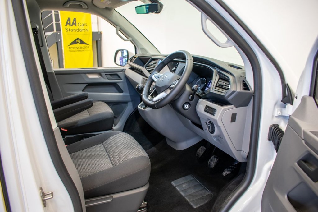 Used Volkswagen Transporter 2025 for sale - 76303507: Photo 6