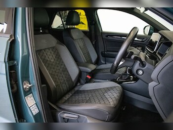 Used Volkswagen T-Roc 2022 for sale - 78256152: Photo