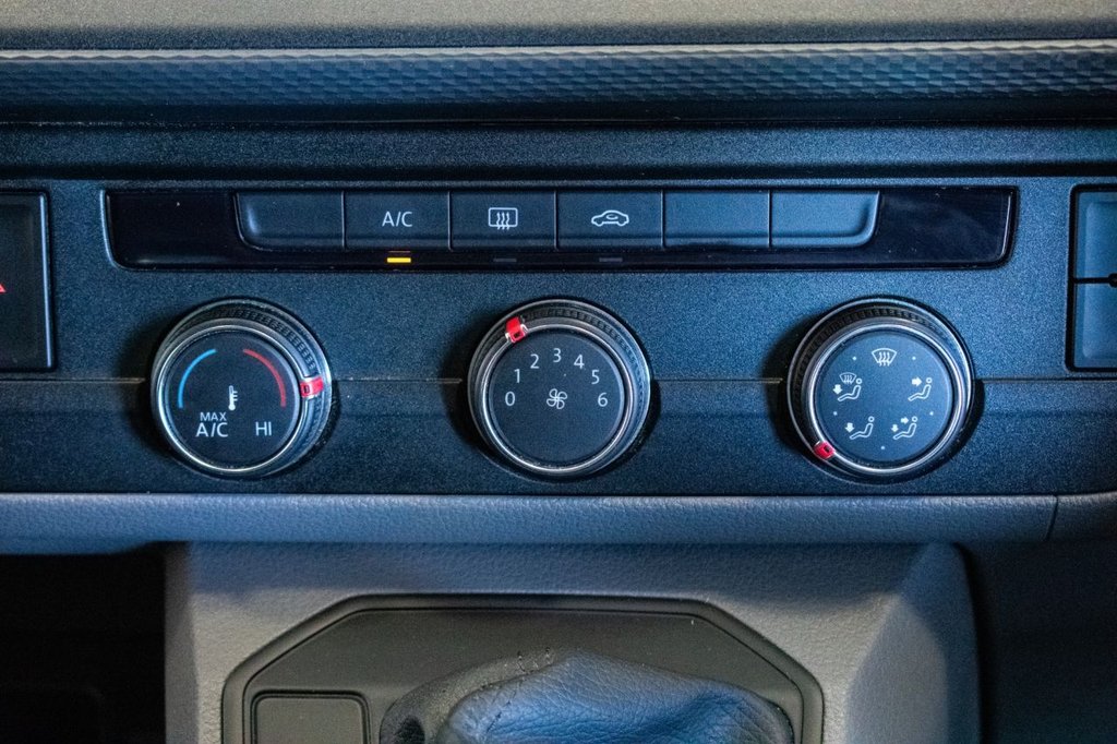 Used Volkswagen Transporter 2022 for sale - 77764903: Photo 31