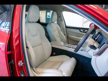 Used Volvo XC60 2018 for sale - 74628585: Photo