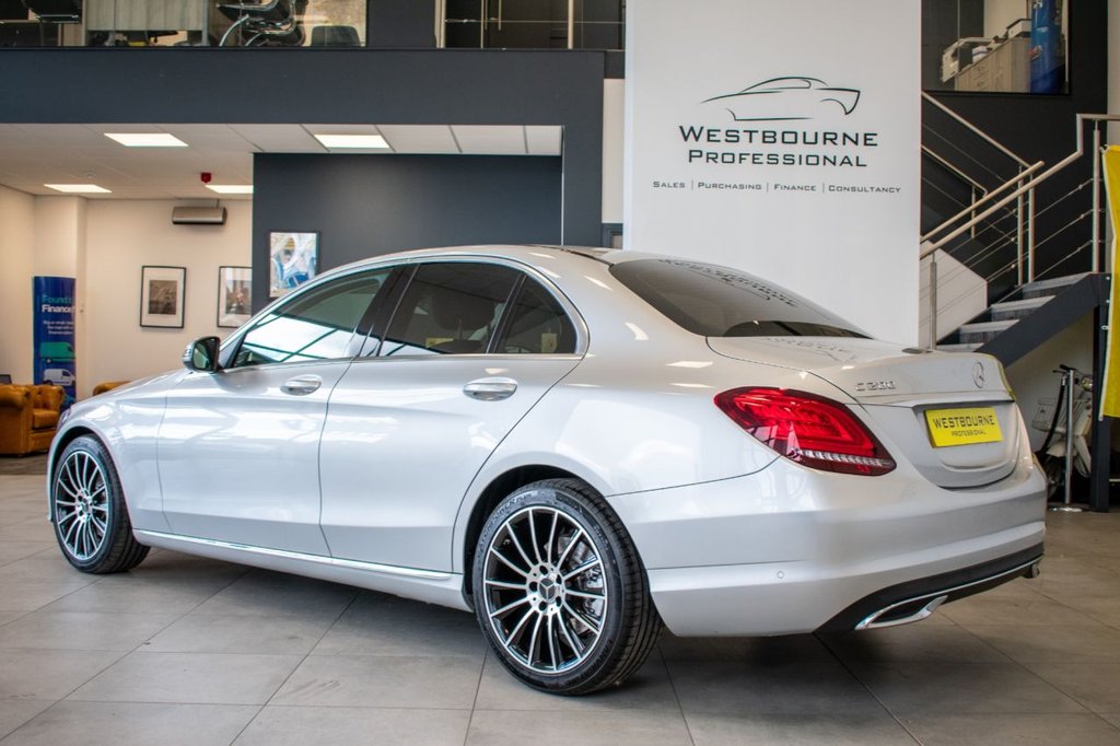 Used Mercedes-Benz C Class 2018 for sale - 76569802: Photo 11