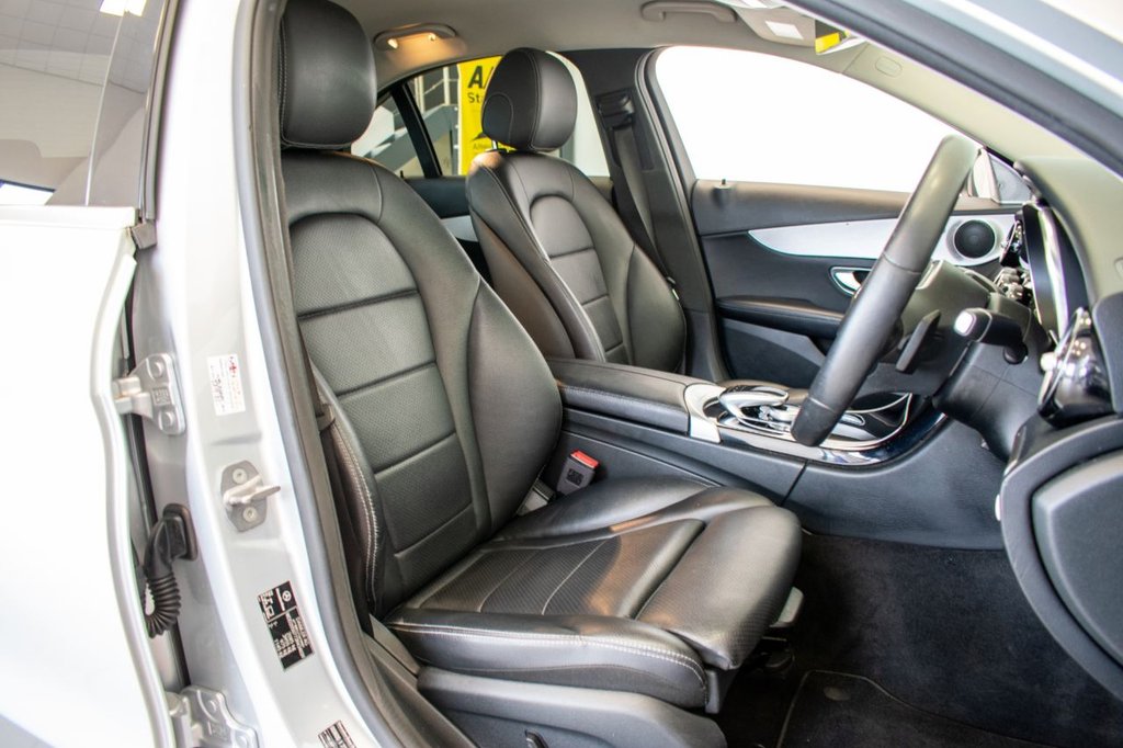 Used Mercedes-Benz C Class 2018 for sale - 76569802: Photo 2