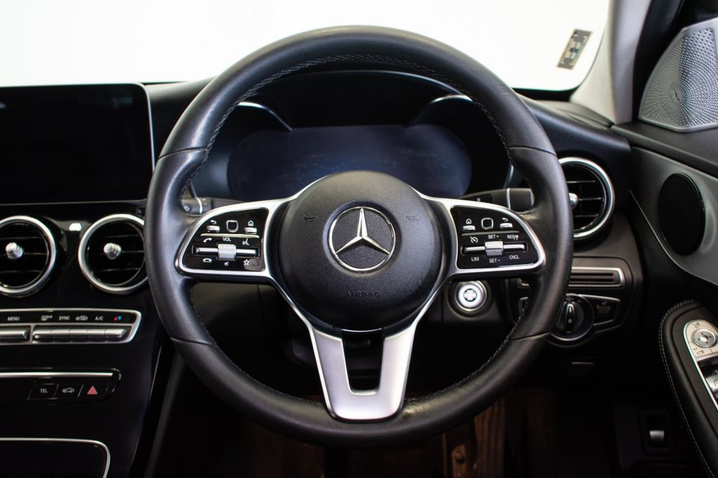 Used Mercedes-Benz C Class 2018 for sale - 76569802: Photo 21