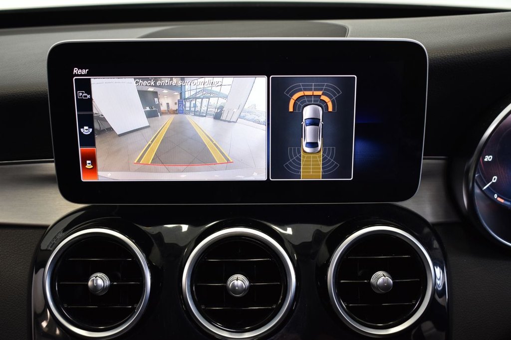 Used Mercedes-Benz C Class 2018 for sale - 76569802: Photo 27