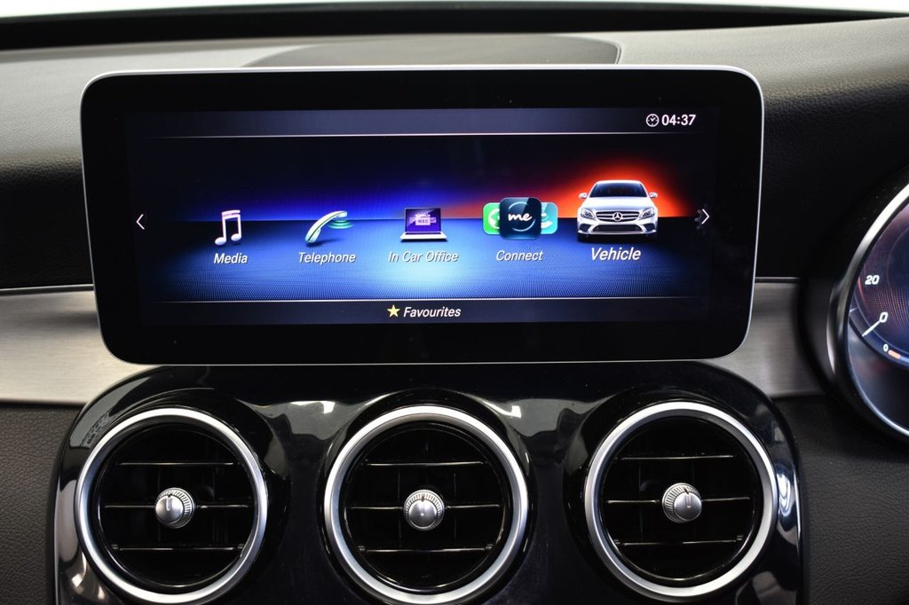 Used Mercedes-Benz C Class 2018 for sale - 76569802: Photo 29