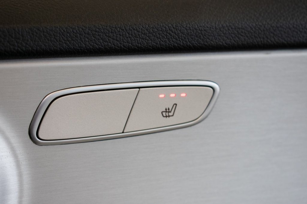 Used Mercedes-Benz C Class 2018 for sale - 76569802: Photo 30