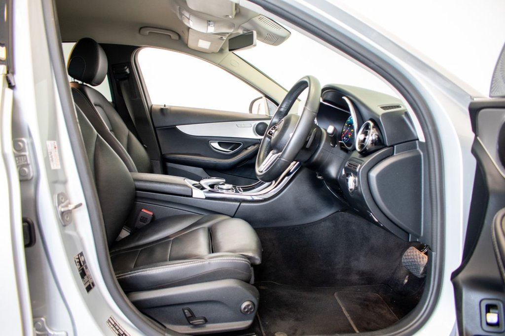 Used Mercedes-Benz C Class 2018 for sale - 76569802: Photo 6