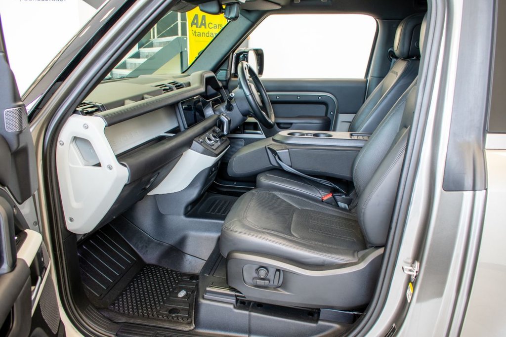 Used Land Rover Defender 2022 for sale - 77904965: Photo 13