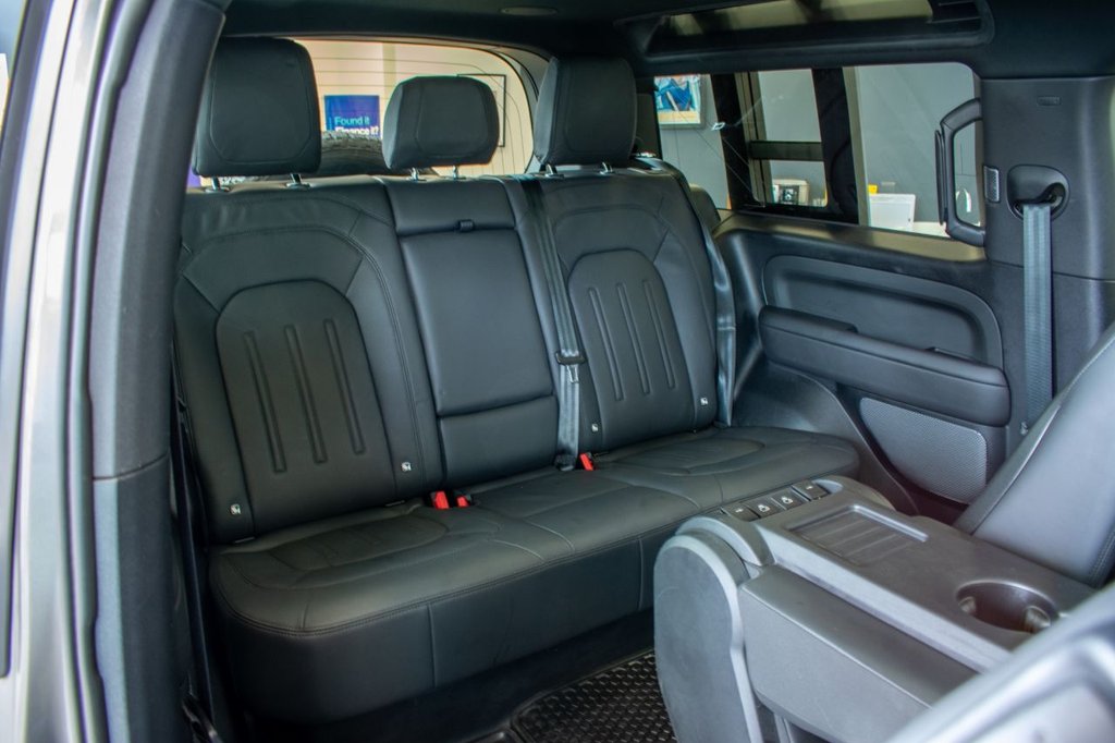 Used Land Rover Defender 2022 for sale - 77904965: Photo 15