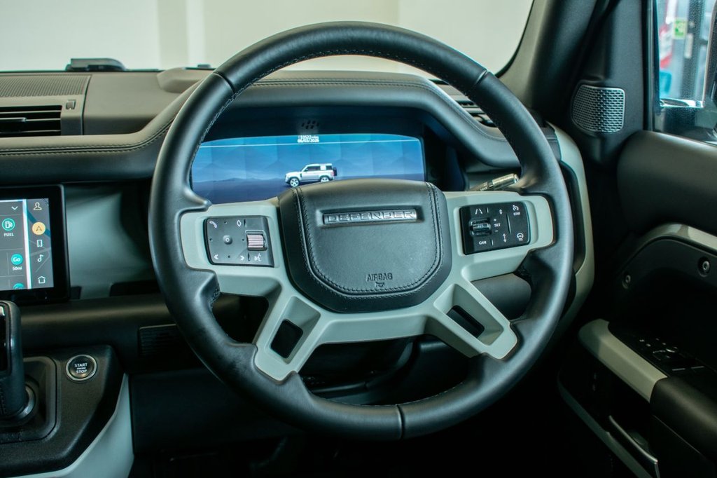 Used Land Rover Defender 2022 for sale - 77904965: Photo 33