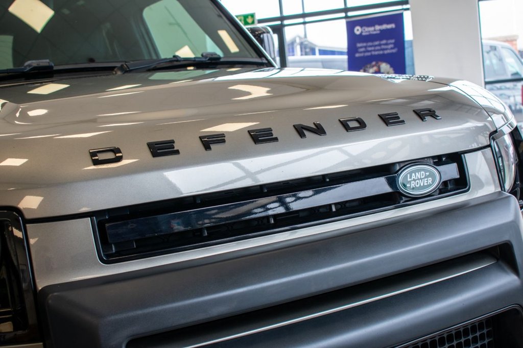 Used Land Rover Defender 2022 for sale - 77904965: Photo 36