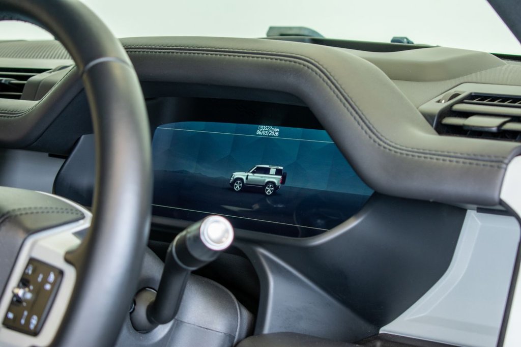 Used Land Rover Defender 2022 for sale - 77904965: Photo 40