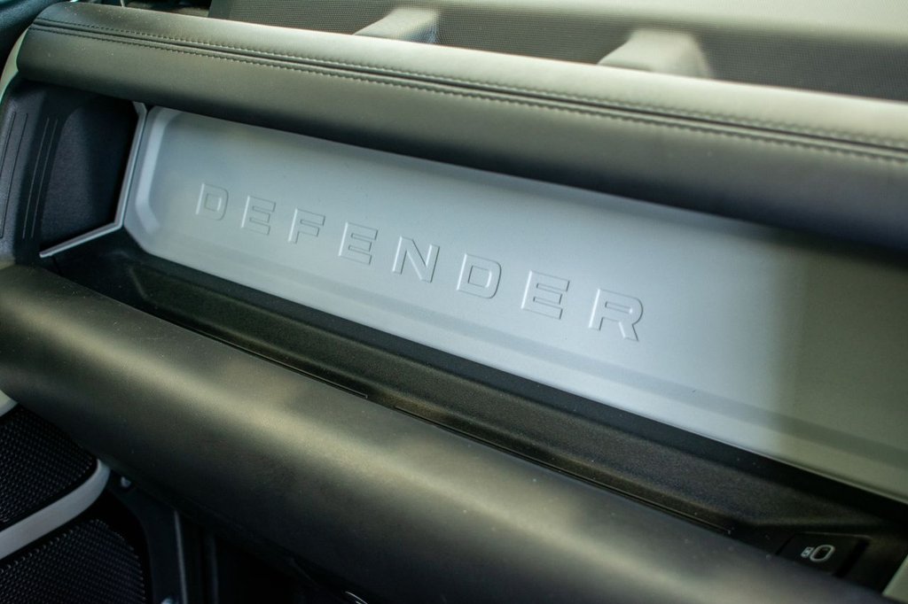 Used Land Rover Defender 2022 for sale - 77904965: Photo 41