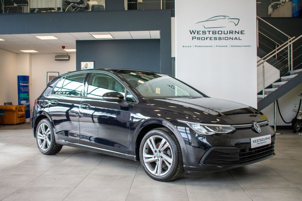 Used Volkswagen Golf 2022 for sale - 76010100: Photo 1