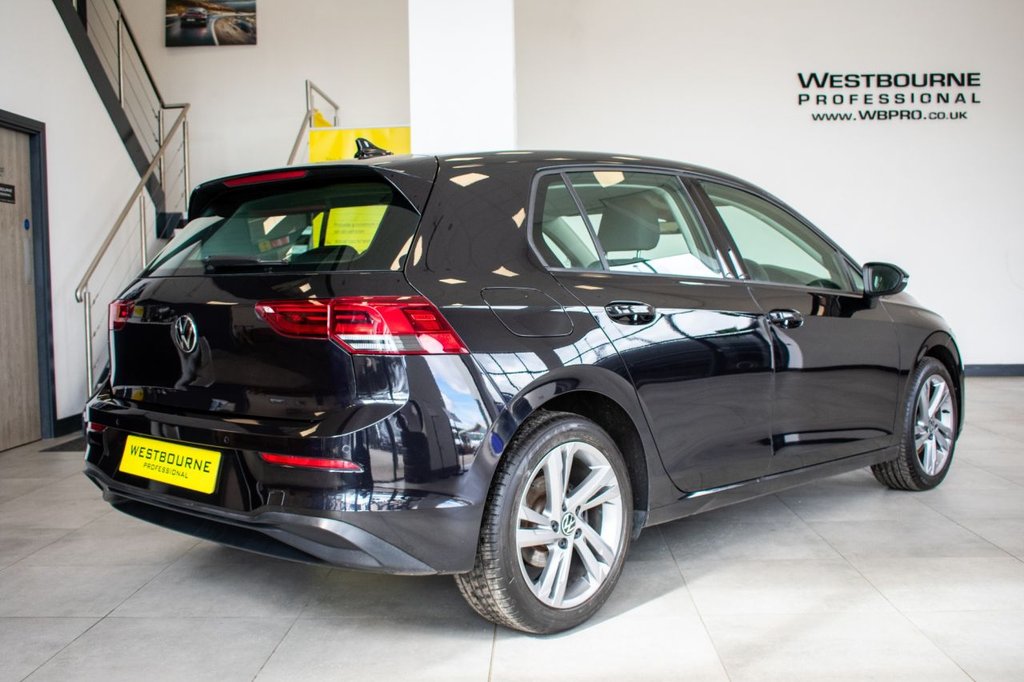 Used Volkswagen Golf 2022 for sale - 76010100: Photo 5