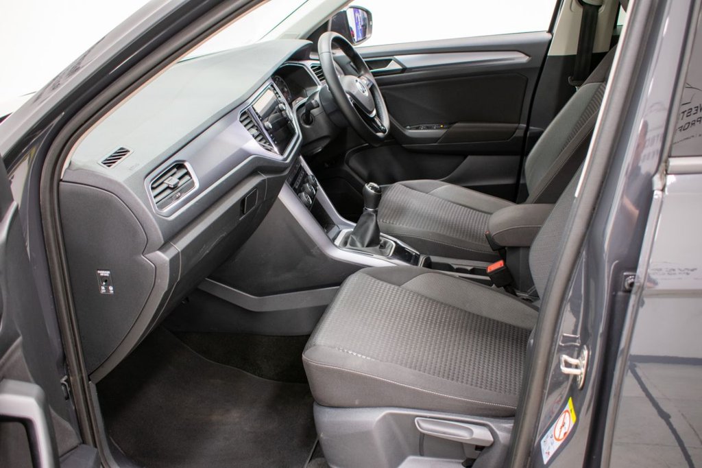 Used Volkswagen T-Roc 2022 for sale - 77341260: Photo 13