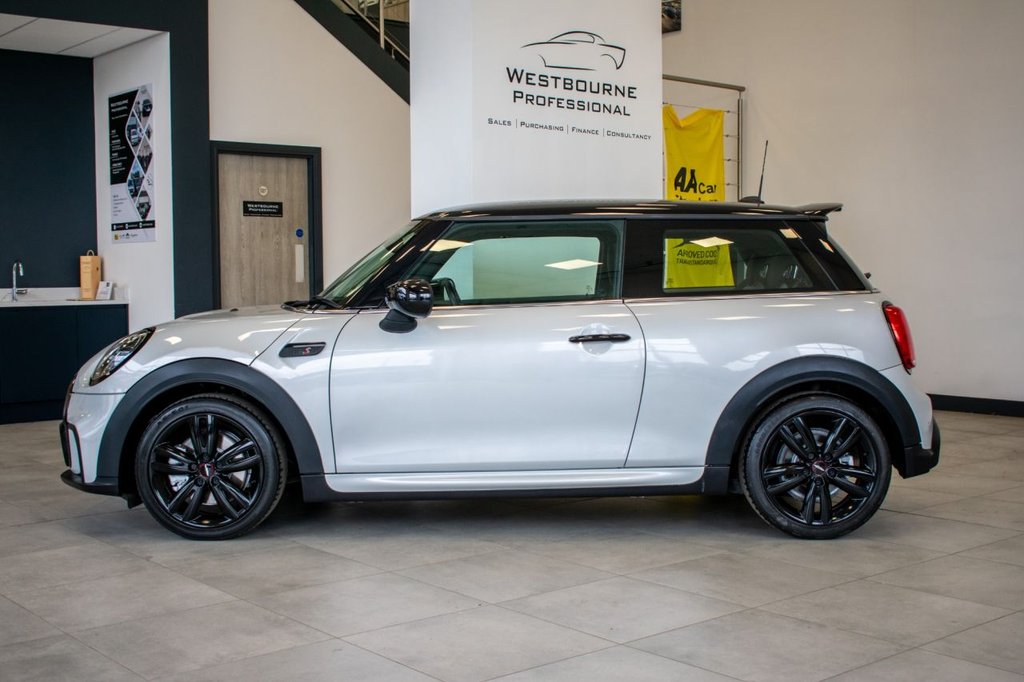 Used MINI Hatch 2021 for sale - 76105441: Photo 10