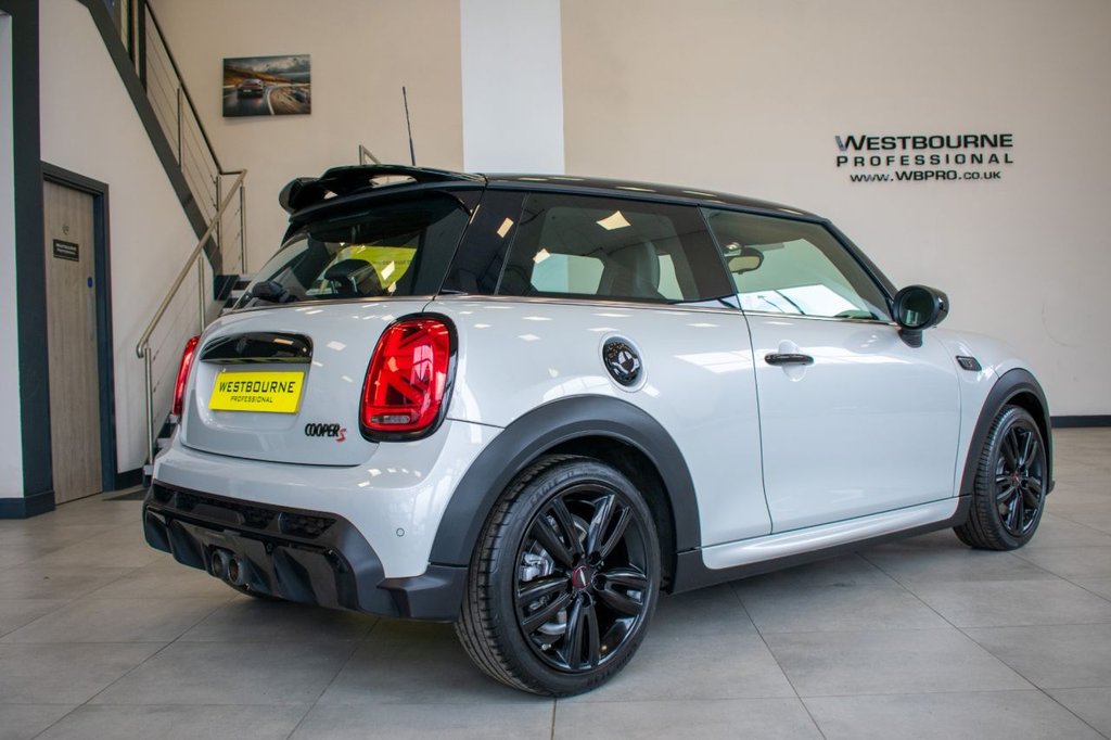 Used MINI Hatch 2021 for sale - 76105441: Photo 5